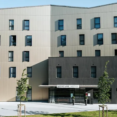 Mercure Centre Port 4*