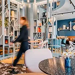 Mercure Centre Port Hotel