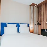 Mercure Centre Port 4* Brest
