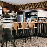 Mercure Centre Port 4* Brest
