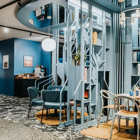 Mercure Centre Port 4* Brest