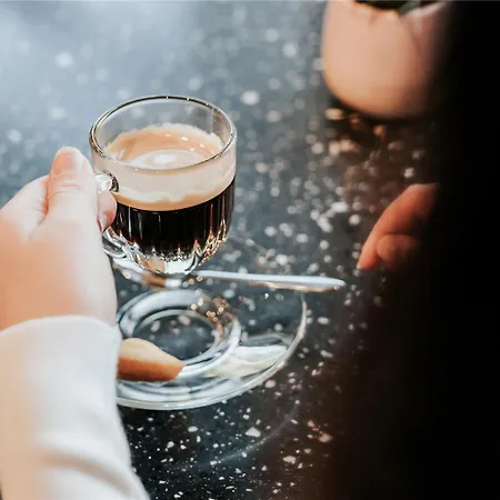 Hotel Mercure Centre Port 4*