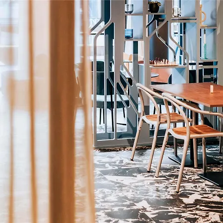 Hotel Mercure Centre Port