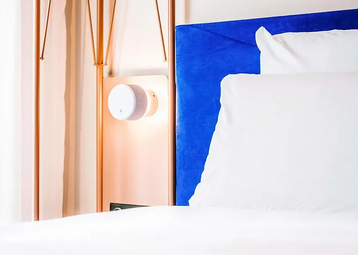 Mercure Centre Port Hotel 4*