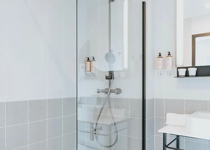 Mercure Centre Port 4* Brest