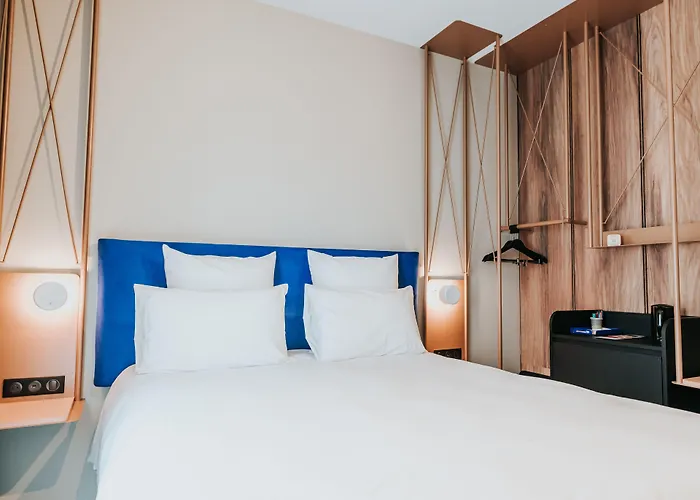 Mercure Centre Port 4* Brest