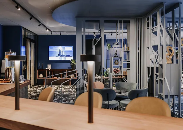 酒店 Mercure Centre Port 4*